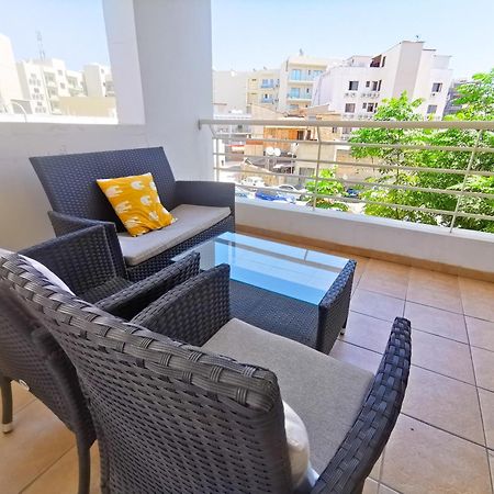 Promenade Breeze City Apartment Larnaca Exterior photo